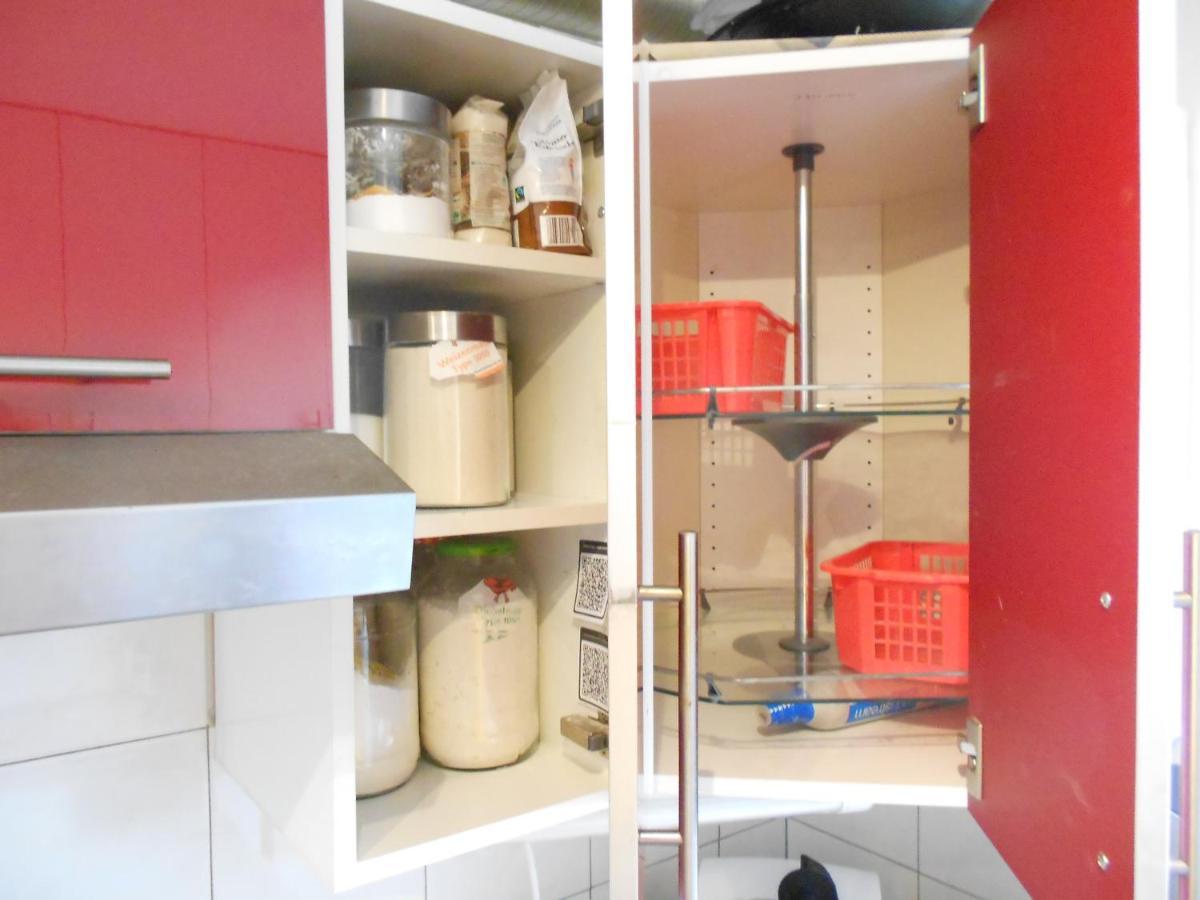 Grosses Zimmer Bad Kueche Wohnzimmer Terasse Garten Zentral Ruhig Landsberg am Lech Bagian luar foto
